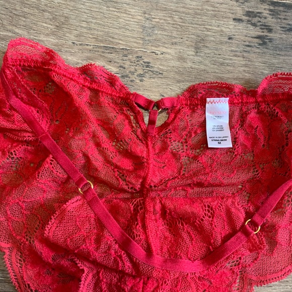 VS Very Sexy Christmas Lace String Bikini Panty - Picture 7 of 11